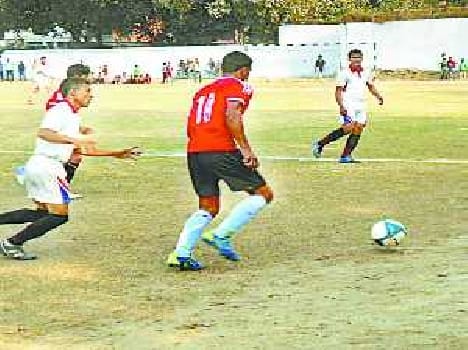 Ballia won trophy by defeating Bahraich